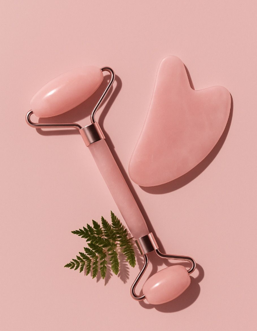 Facial Roller with Gua Sha for Rejuvenation & Circulation